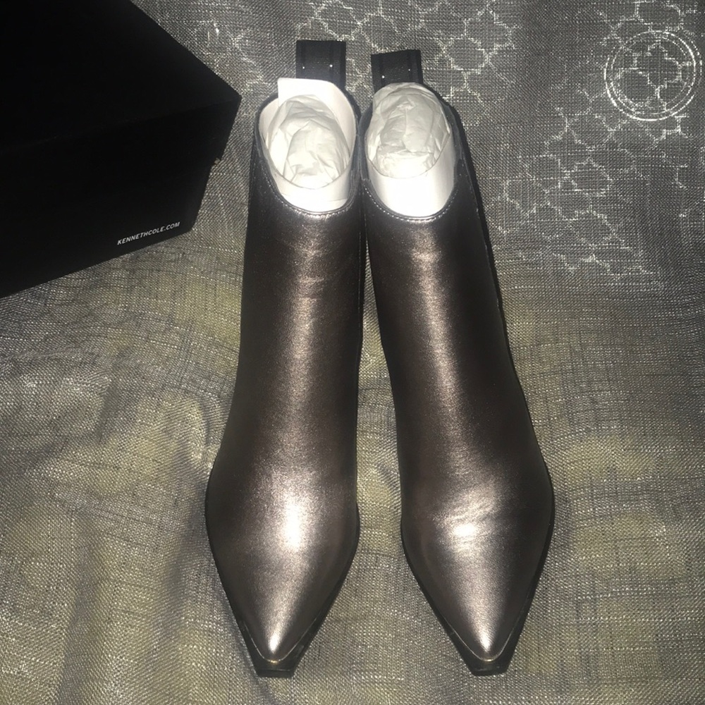 BNIB Kenneth Cole New York Westside Bootie